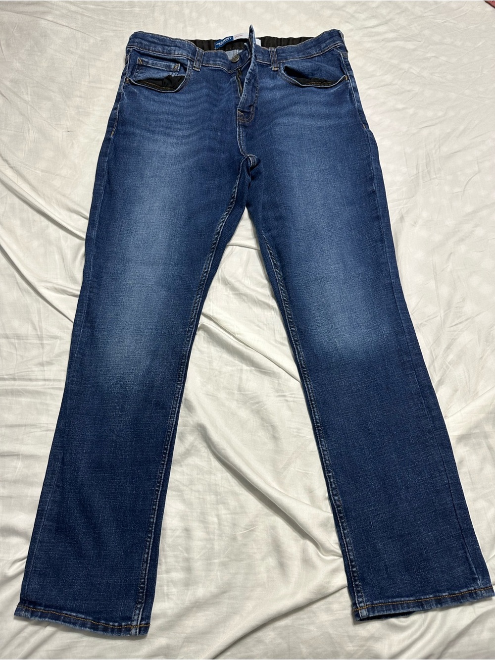 Old Navy Men's Slim Leg Jeans in Dark Blue Wash